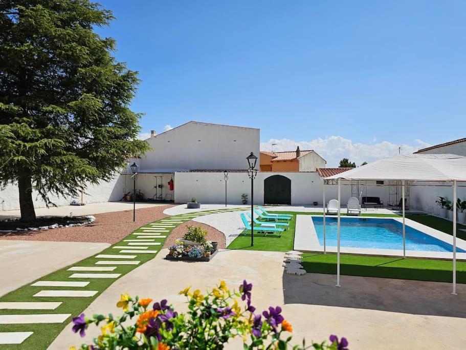 Villa La Casa Del Arbol à Fuentiduena de Tajo Extérieur photo